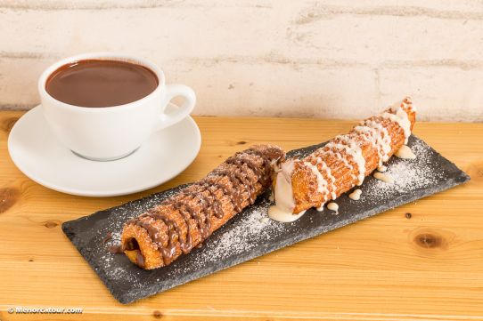 Churros, frituras y repostería de Fritha, churrería y freiduría en Mahón (17)