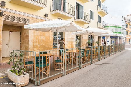 Restaurante Bar Loar en Ferreries, Menorca: local y terraza (7)