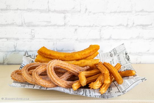 Churros, frituras y repostería de Fritha, churrería y freiduría en Mahón (1)