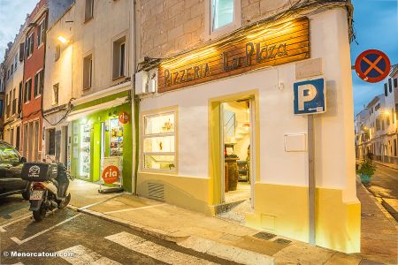 Pizzería La Plaza, pizza italiana para llevar en Mahón (1)