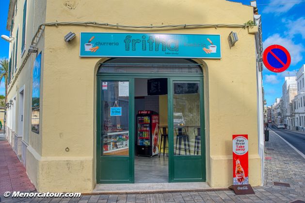 Fritha, churrería y freiduría en Mahón (1)