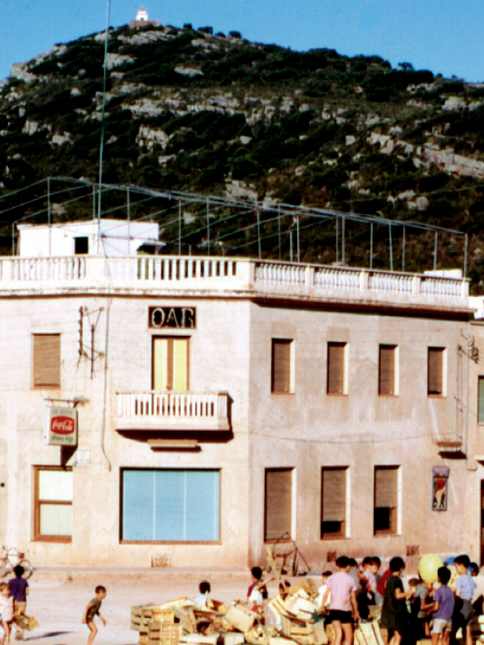 Historia de Restaurante Bar Loar, negocio familiar en Ferreries desde 1965